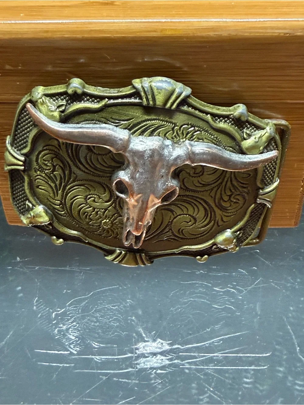Source Unknown Brass-Tone Western Longhorn Belt Buckle - Gold and Brown